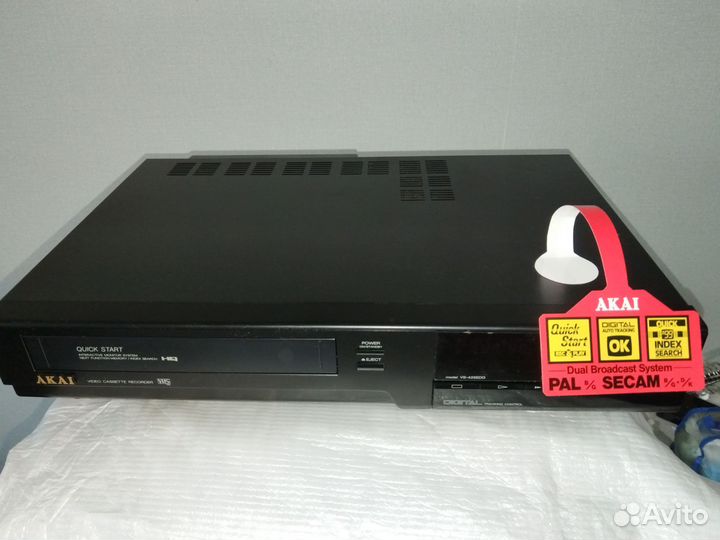 Видеомагнитофон нулёвый akai