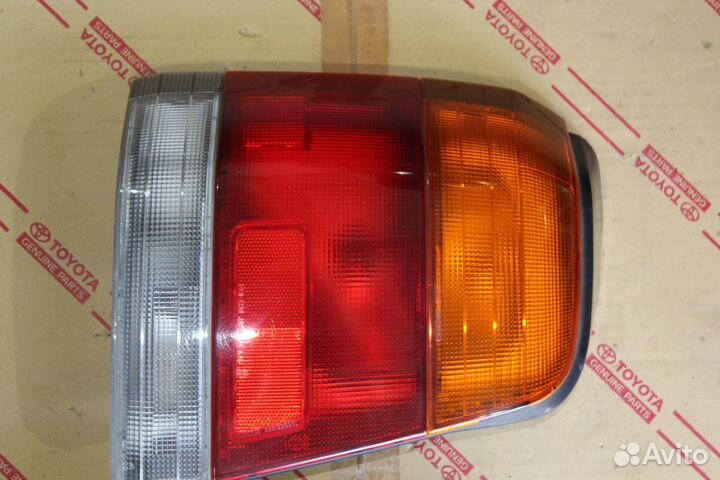 Фонари задние Subaru Forester SF