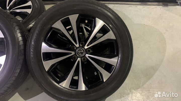 Комплект колёс Lexus NX / RX R18 Black Vision