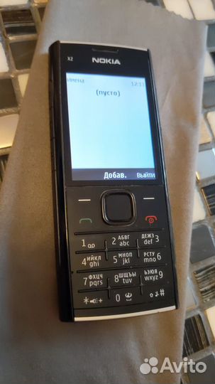 Nokia X2-00