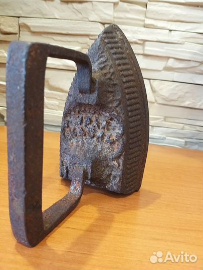 Старинные вещи разных эпох