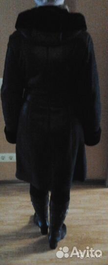 Дублёнка с капюшоном