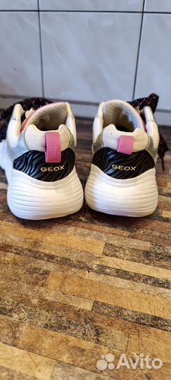 Кроссовки детские 35