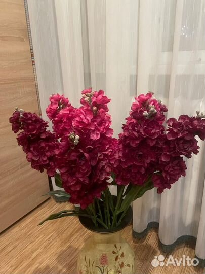 Вазы с цветами