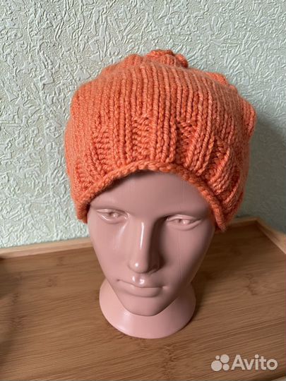 Шапка женская вязаная ручная работа