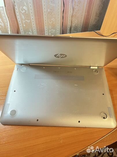 Ноутбук HP Envy x 360 с дефектом