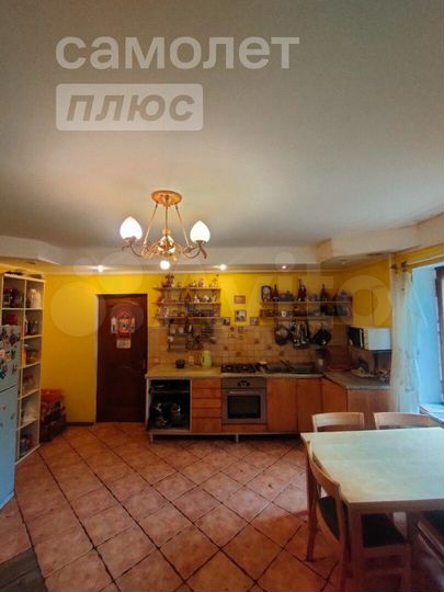 Дом 316 м² на участке 22 сот.