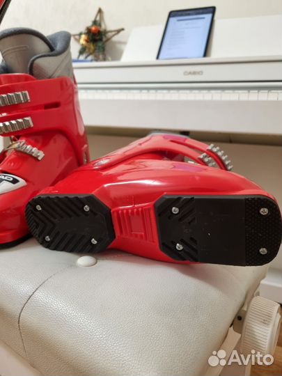 Горнолыжные ботинки детские 23.5