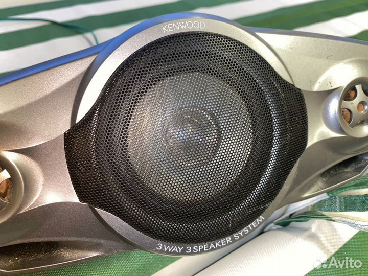 Корпусные колонки Kenwood