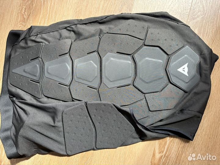 Защита спины dainese