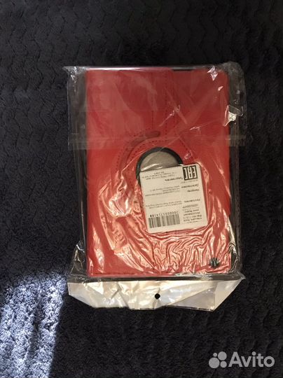 Чехолы для iPad поворотные