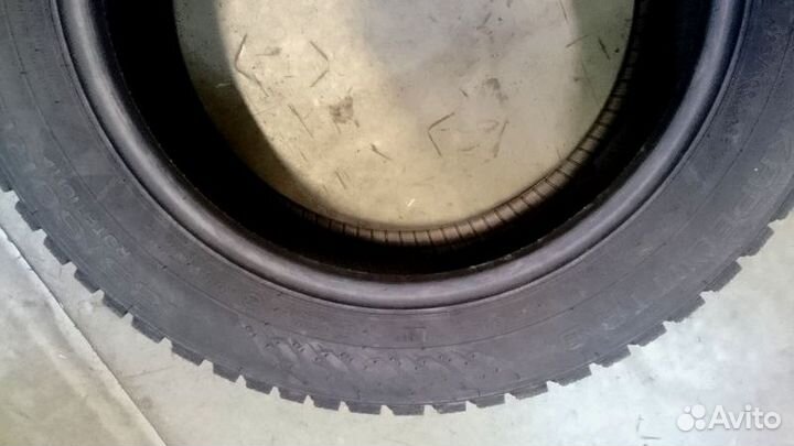 Nokian Tyres Hakkapeliitta 9 235/55 R17 103T