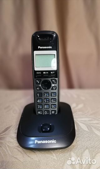 Телефон Panasonic KX-TG2511RU
