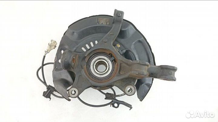 Ступица передняя левая Toyota Vitz SCP90 2007