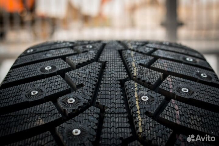 Nokian Tyres Hakkapeliitta 9 315/40 R21