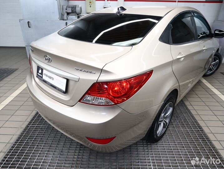 Hyundai Solaris 1.6 AT, 2013, 155 500 км