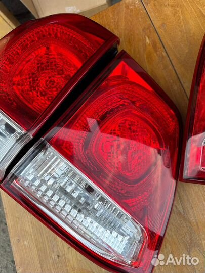 Фары от Toyota land cruiser 200