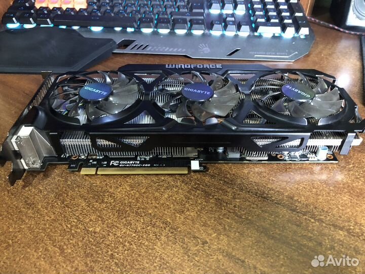 Видеокарта GTX770 WindForce