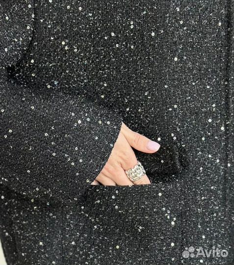 Бомбер с пайетками