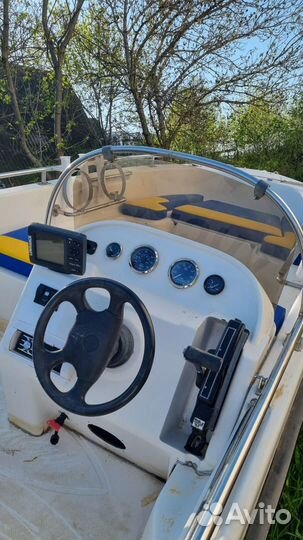 Моторное судно