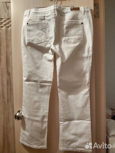 Джинсы белые женские р-р44 европейский(52 русский)