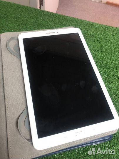 Samsung galaxy tab E 9.6