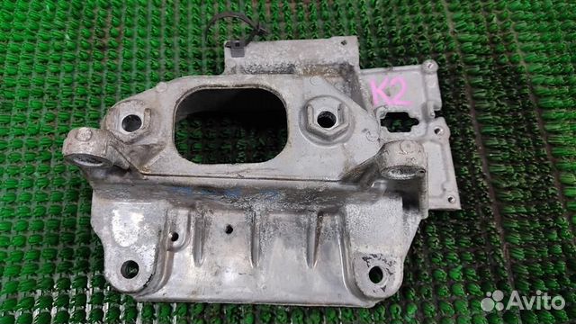 Кронштейн опоры кпп Nissan Tiida 2008