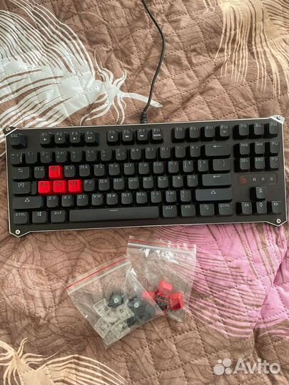Bloody b930 клавиатура