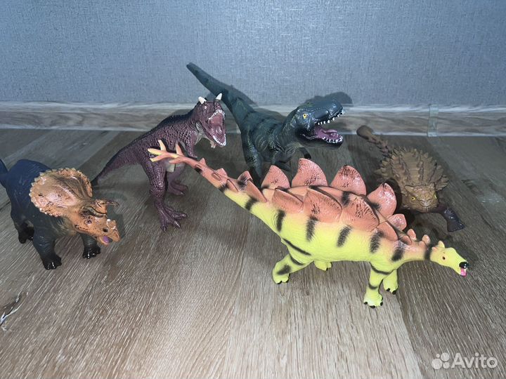 Набор динозавров