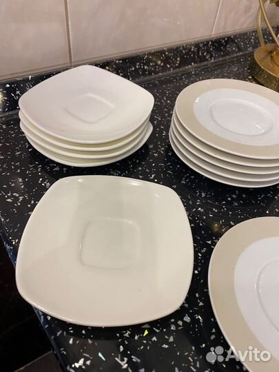 Набор блюдец