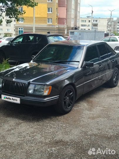 Mercedes-Benz W124 2.2 AT, 1993, 380 000 км