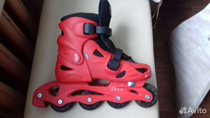 Роликовые коньки раздвижные