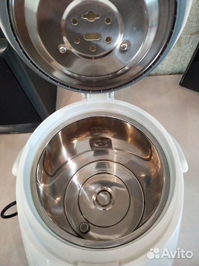 Чайник электрический бу