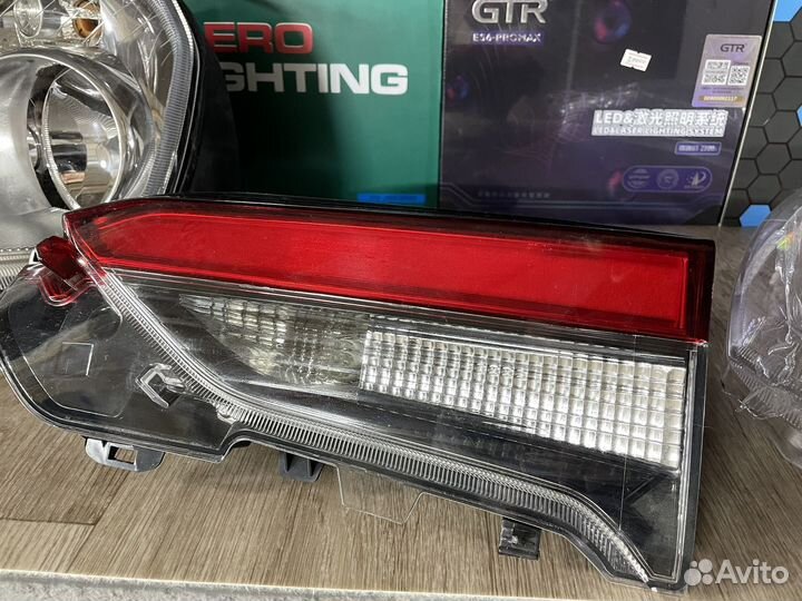 Фонарь задний правый toyota rav4 xa 50