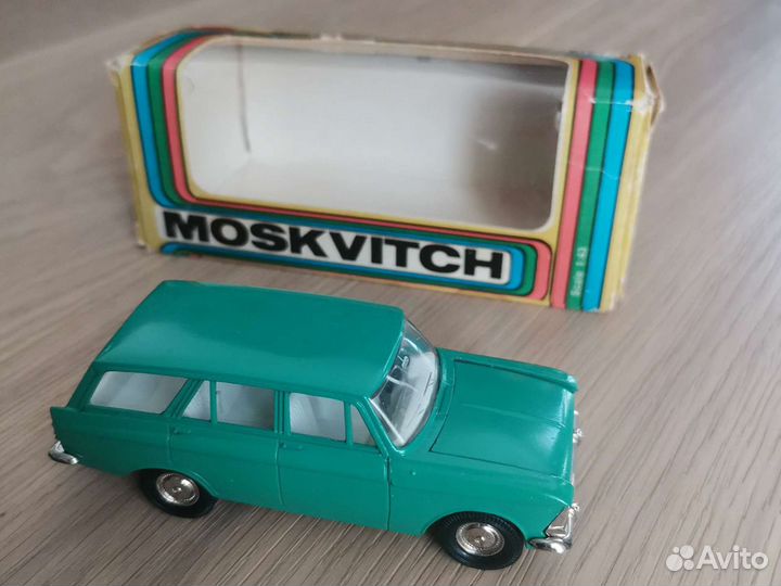 Модель автомобиля Москвич 427