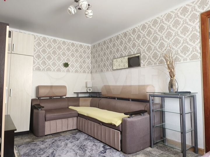 1-к. квартира, 42 м², 1/2 эт.