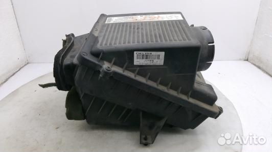 Корпус воздушного фильтра chevrolet suburban GMT80