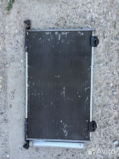 Радиатор кондиционера toyota avensis