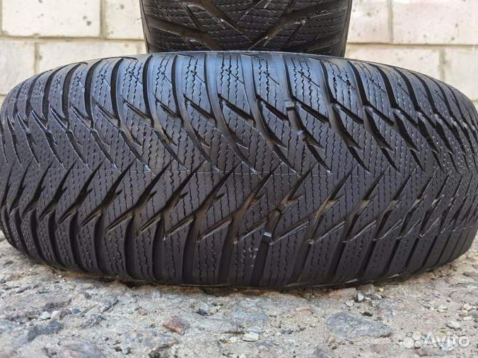 Goodyear UltraGrip 8 205/60 R16 96H