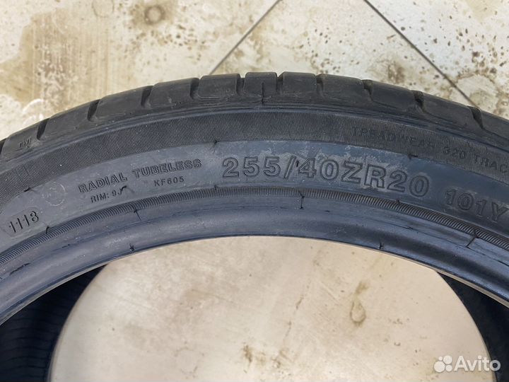 Kinforest KF-550 255/40 R20