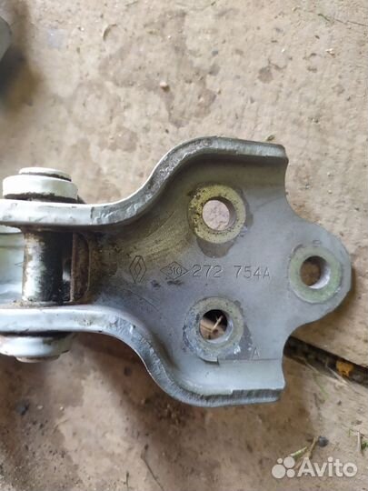 Петли рено мастер 2