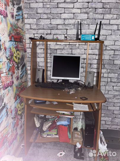 Компьютерный стол бу