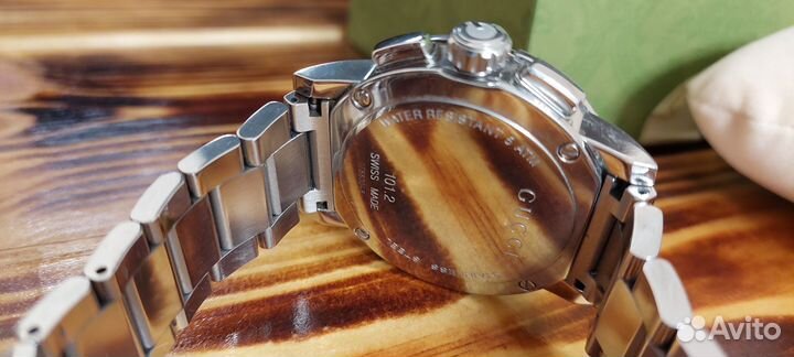 Продаются часы Gucci