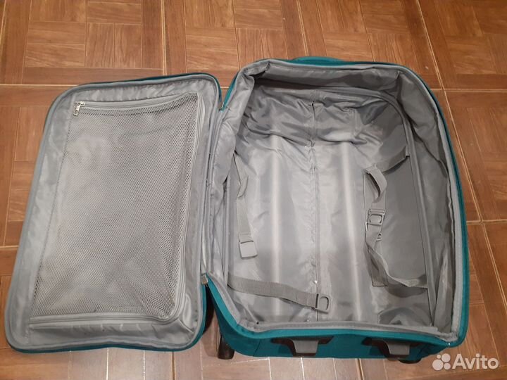 Чемодан на колесах