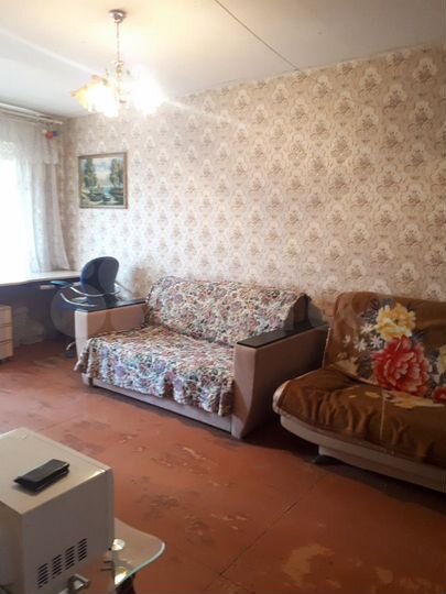 Комната 27 м² в 2-к., 4/5 эт.