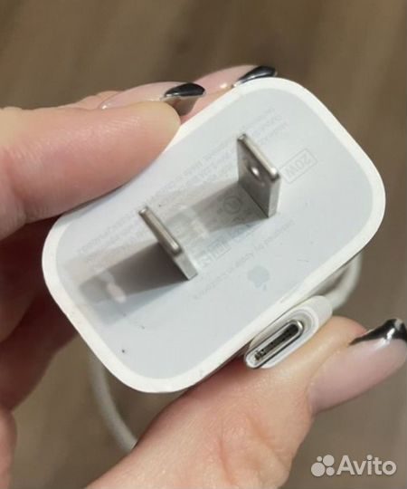 Зарядка на iPad оригинал из комплекта