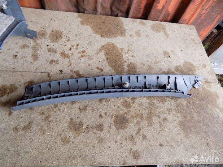 Обшивка стойки Elantra 2000-2005