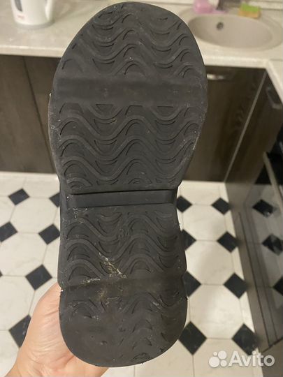 Кроссовки детские