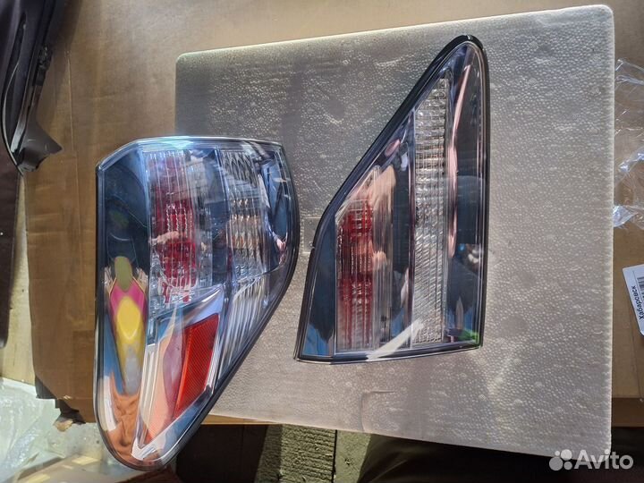 Стопсигналы Lexus rx450h