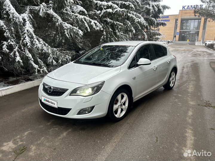 Opel Astra 1.6 AT, 2010, 175 000 км